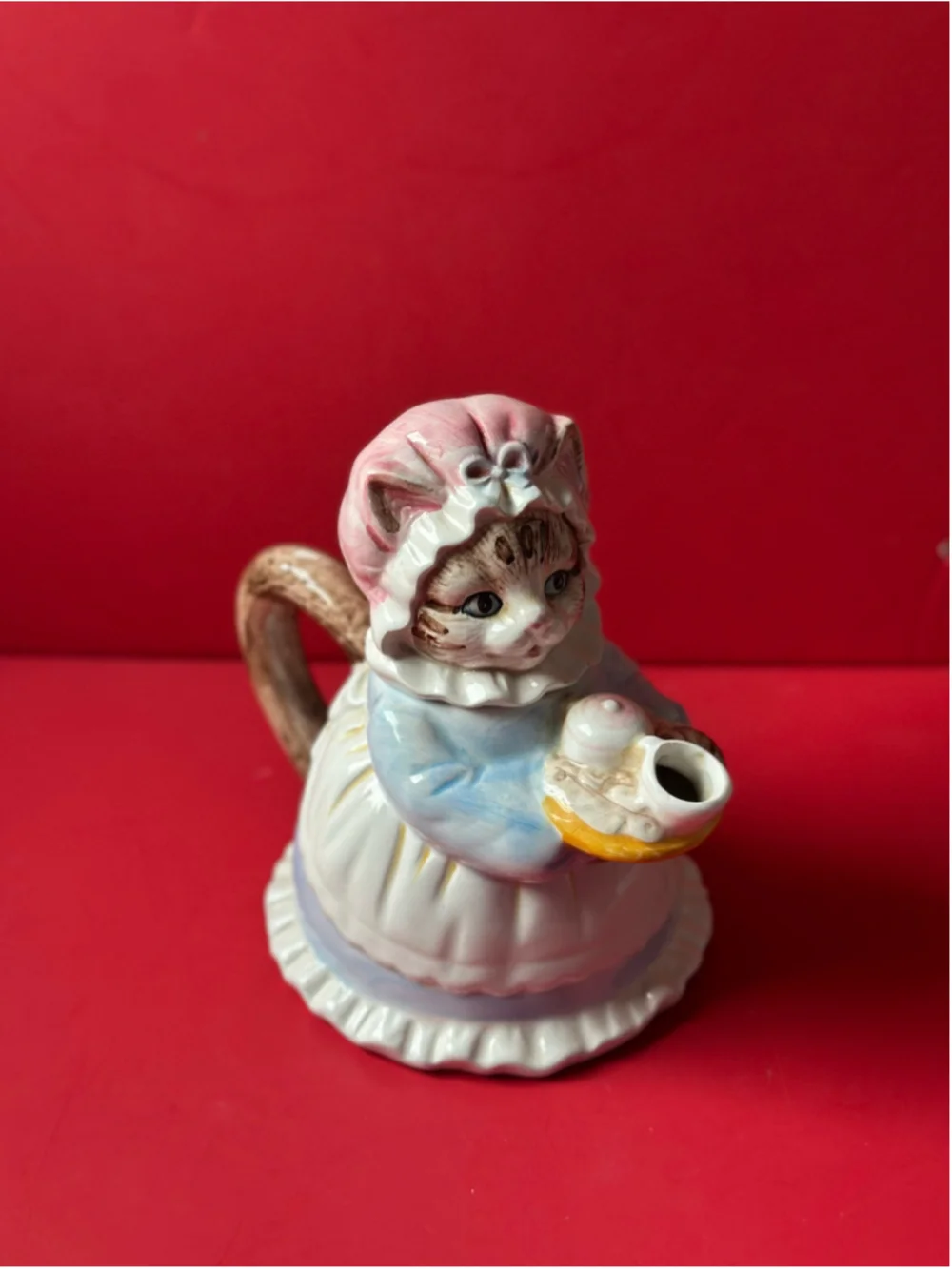 Vintage Heritage Mint Collectible Teapot 